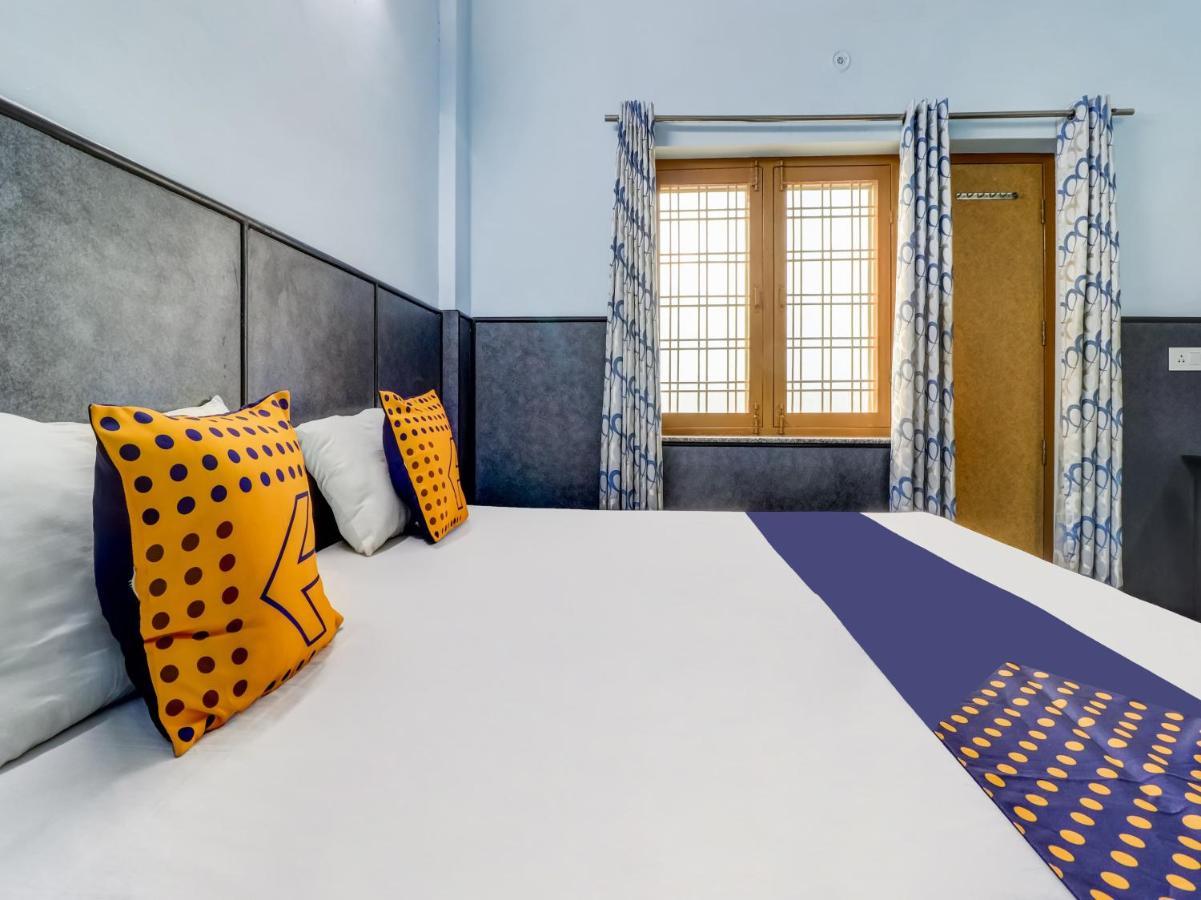 Spot On 82236 Aryan Home Stay Jhājra Exterior foto
